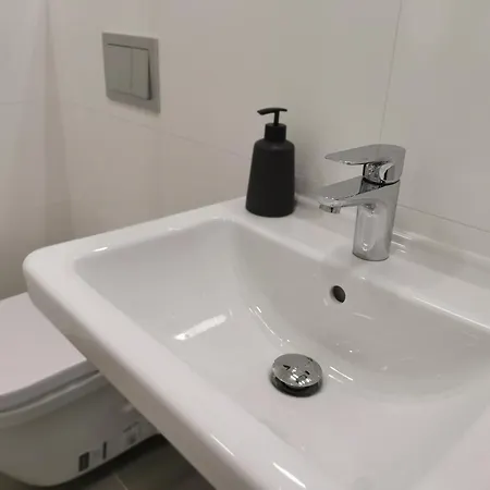 Glamour & Πράγα